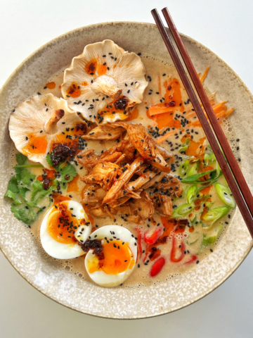 Top down photo of a bowl of turkey ramen.