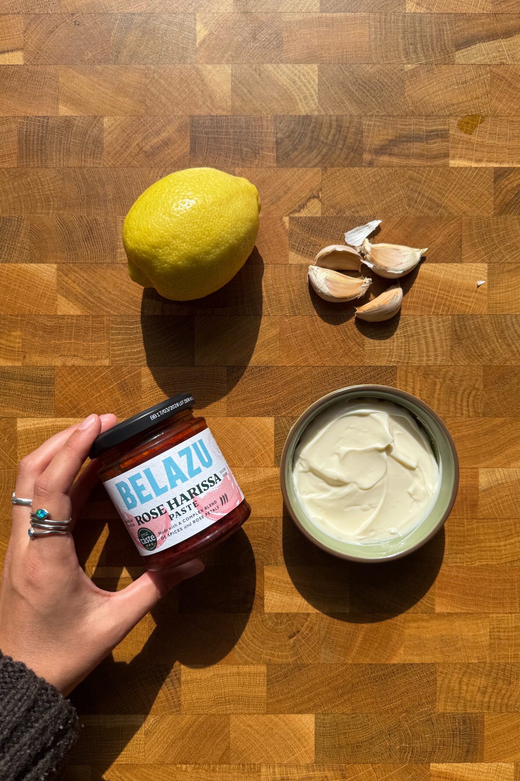 Ingredients for harissa aioli.
